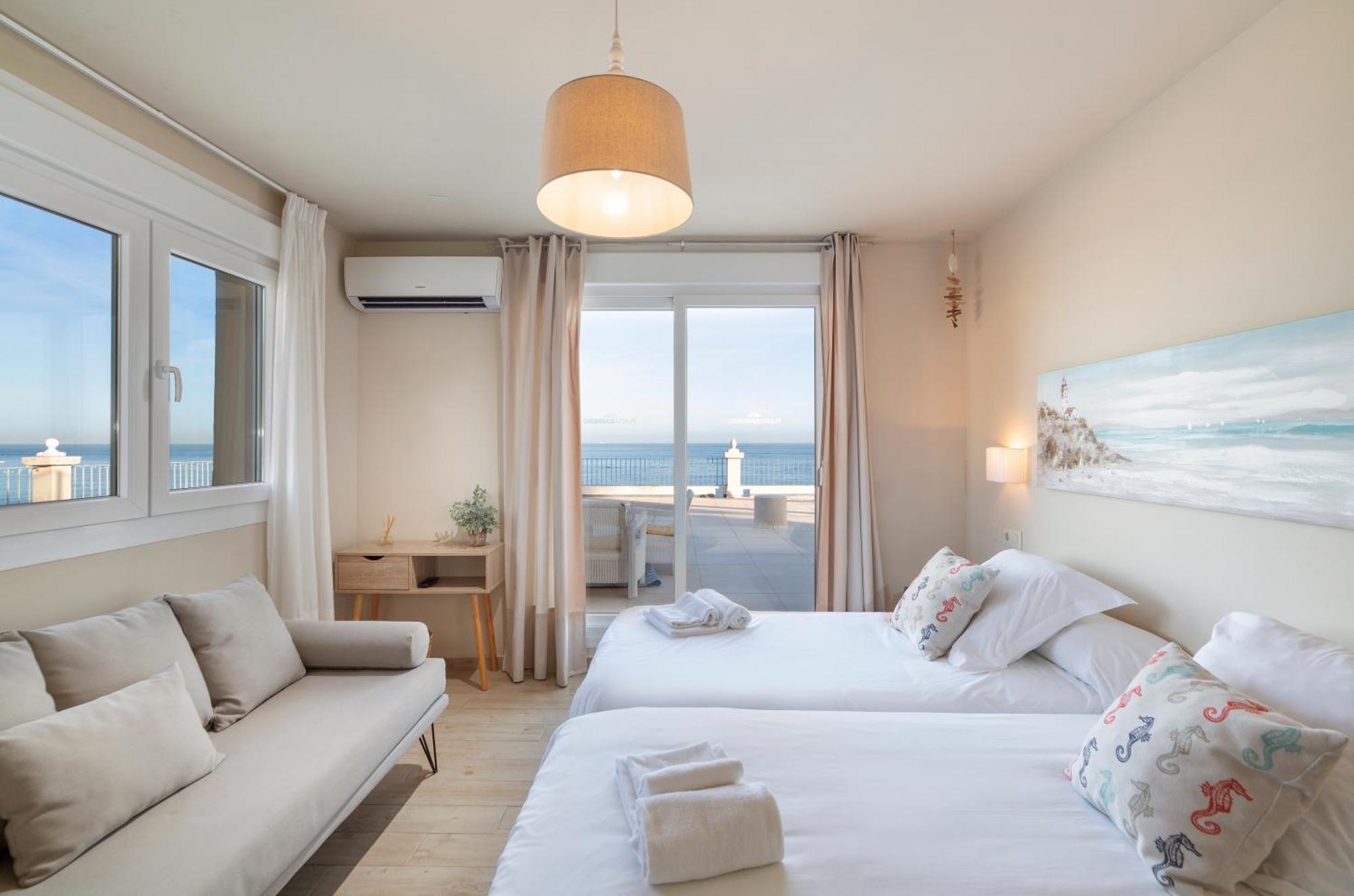 Punta Carnero Alojamiento Singular Αλγεθίρας Εξωτερικό φωτογραφία